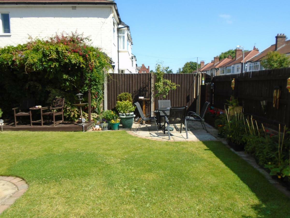 Tea In Liverpool - Private - Quiet - Ground Floor - En-Suite - Walk-In-Shower Exteriér fotografie