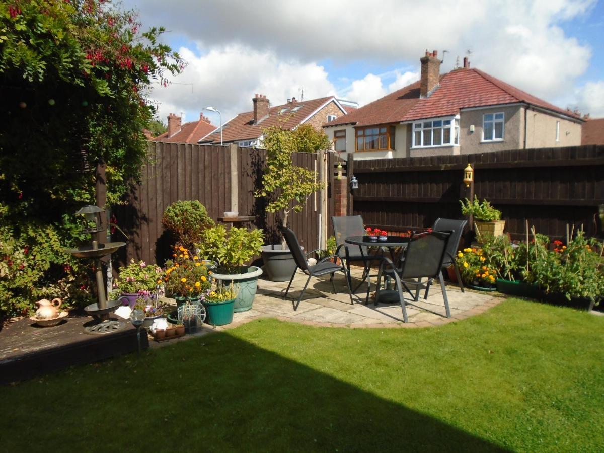 Tea In Liverpool - Private - Quiet - Ground Floor - En-Suite - Walk-In-Shower Exteriér fotografie